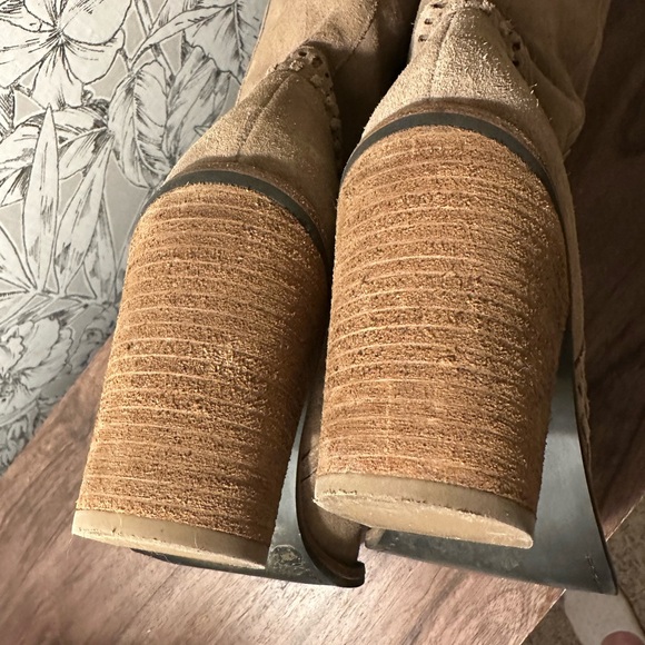 Vince Camuto Over The Knee Madolee Boot Womens 10 (runs small) Suede Tan Taupe - Picture 6 of 11